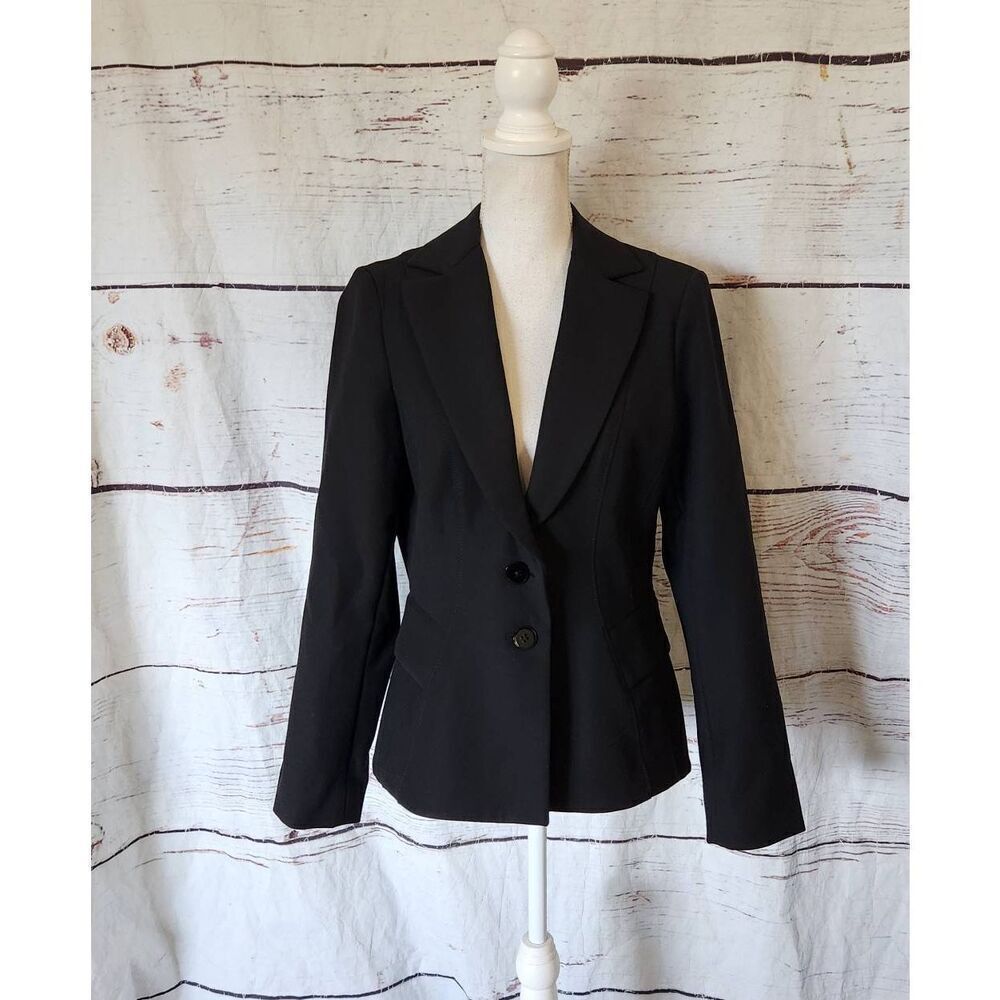 White House Black Market Signature Black Blazer Size 10 NWT